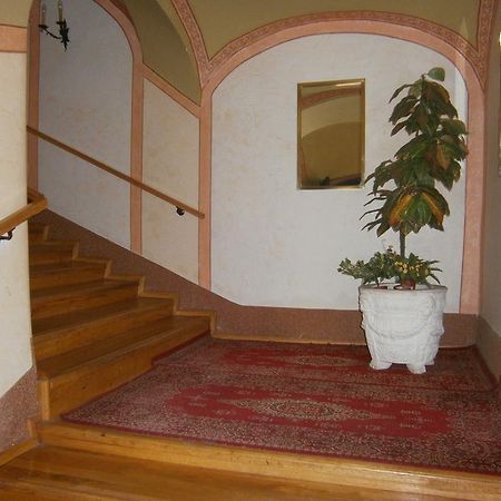 Kastelyfogado Sitke Hotel Екстериор снимка